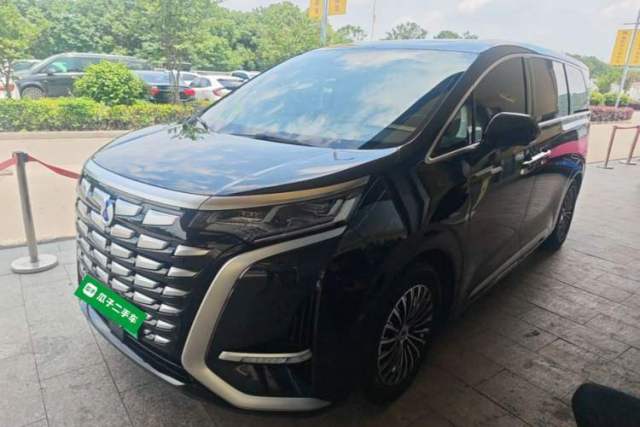 Used Denza D9 2024 DM-i 1050 Luxury Model
