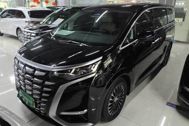 Used Denza D9 2024 DM-i 1050 Luxury Model