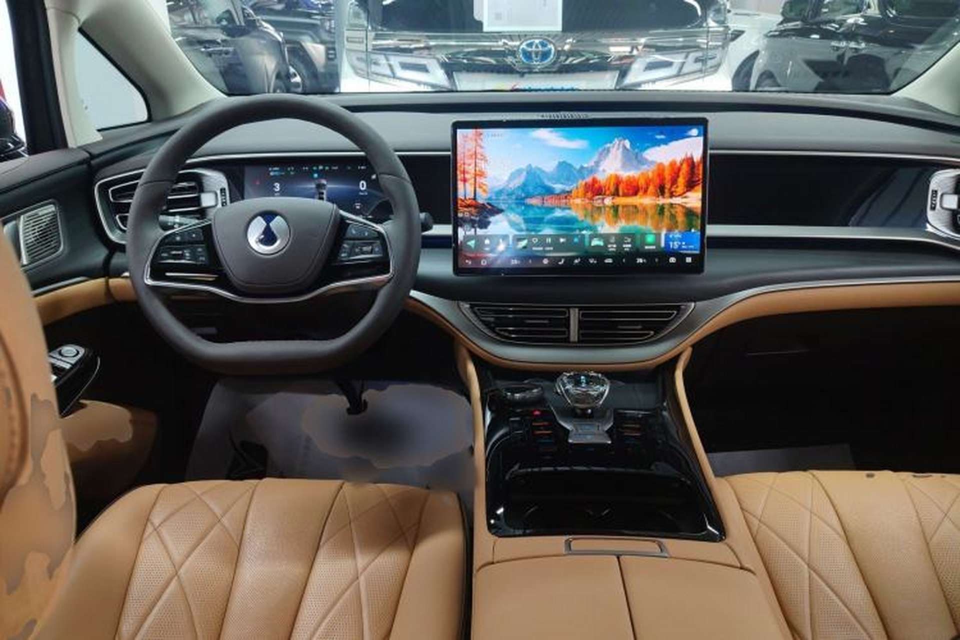Used Denza D9 2024 DM-i 980 Four-Wheel Drive Prestige Model Center Console