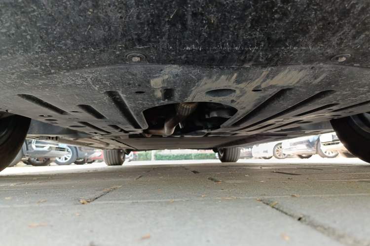 Used Denza D9 2024 DM-i 1050 Luxury Model Chassis Front