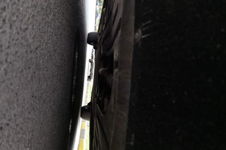 Used Denza D9 2024 DM-i 980 Four-Wheel Drive Prestige Model Chassis Front