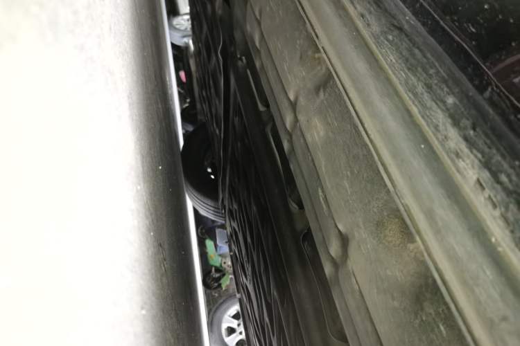 Used Denza D9 2024 DM-i 980 Four-Wheel Drive Prestige Model Chassis Front Left