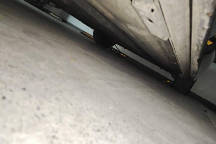 Used Denza D9 2024 DM-i 1050 Luxury Model Chassis Front Left