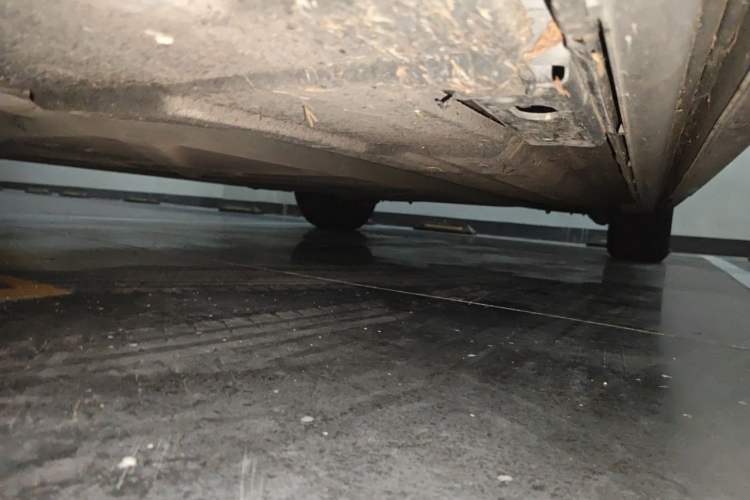 Used Denza D9 2024 DM-i 980 Four-Wheel Drive Prestige Model Chassis Front Left