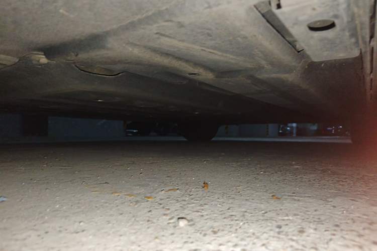 Used Denza D9 2024 DM-i 980 Four-Wheel Drive Flagship Model Chassis Front Left
