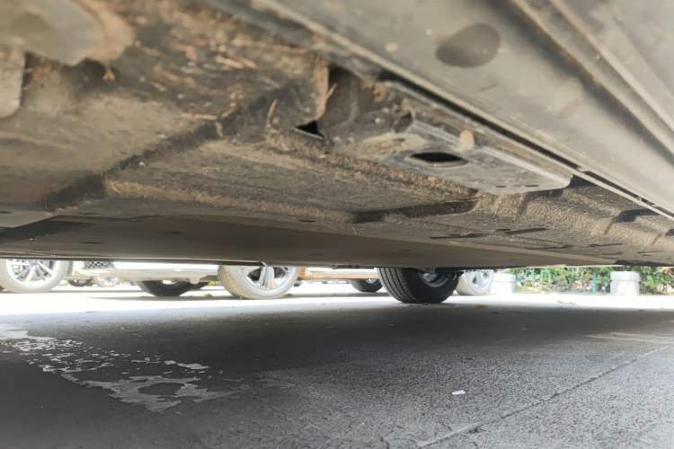 Used Denza D9 2024 DM-i 980 Four-Wheel Drive Prestige Model Chassis Front Left