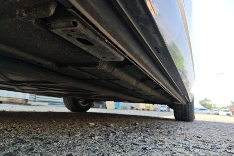 Used Denza D9 2024 DM-i 1050 Luxury Model Chassis Front Left