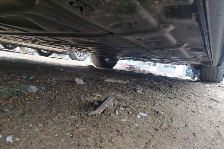 Used Denza D9 2024 EV 620 Premium Model Chassis Front Left