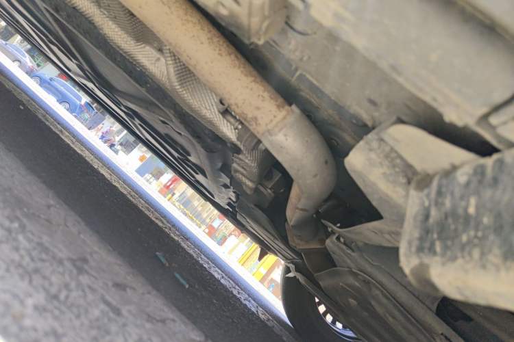 Used Denza D9 2024 DM-i 980 Four-Wheel Drive Prestige Model Chassis Front Right