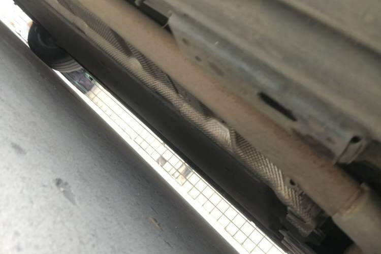 Used Denza D9 2024 DM-i 980 Four-Wheel Drive Prestige Model Chassis Front Right