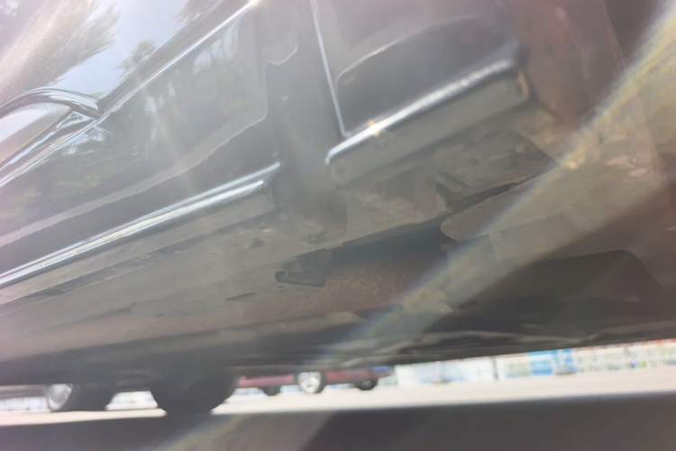 Used Denza D9 2024 DM-i 980 Four-Wheel Drive Prestige Model Chassis Front Right