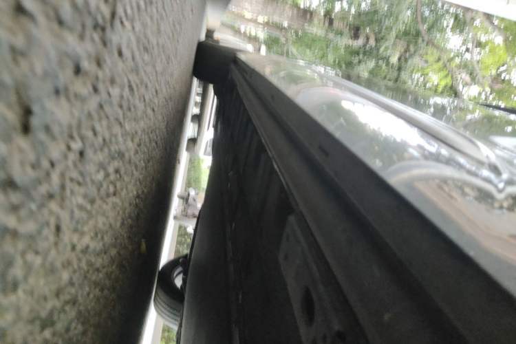 Used Denza D9 2024 EV 620 Premium Model Chassis Front Right