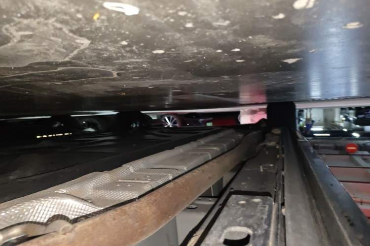 Used Denza D9 2024 DM-i 1050 Luxury Model Chassis Front Right
