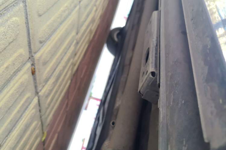 Used Denza D9 2024 DM-i 1050 Luxury Model Chassis Front Right