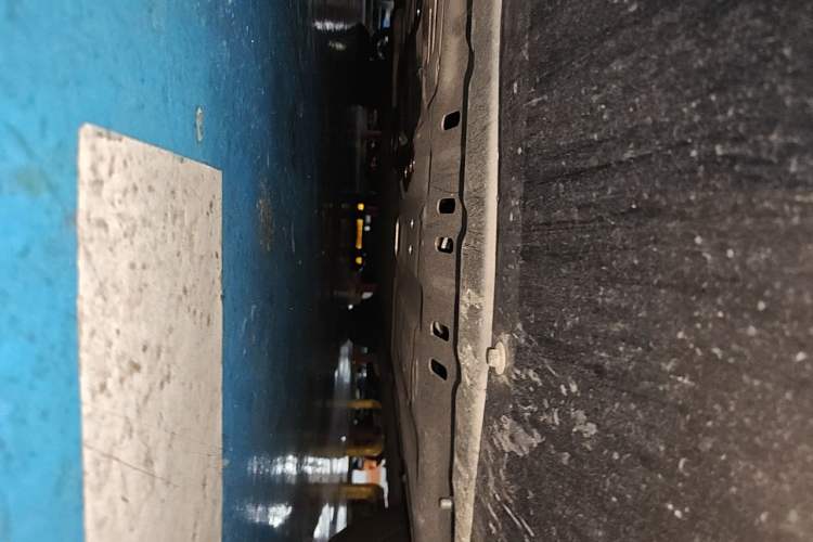 Used Denza D9 2024 DM-i 1050 Luxury Model Chassis Front