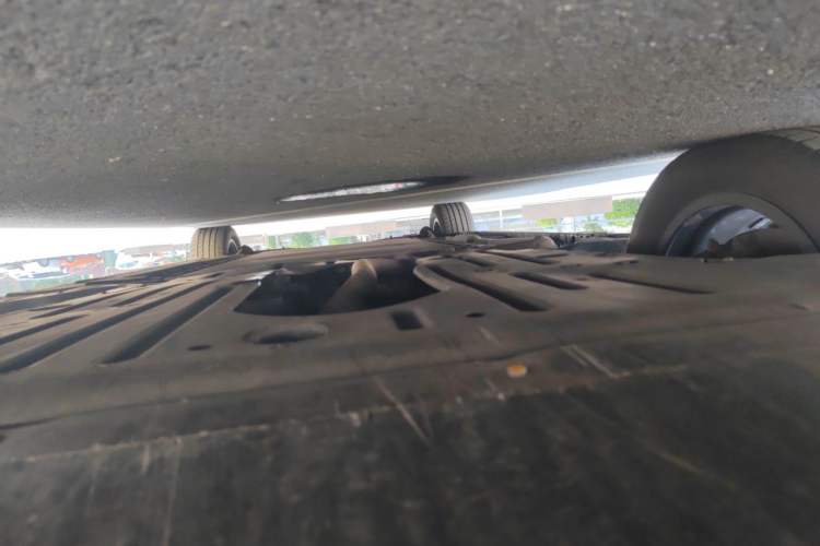 Used Denza D9 2024 DM-i 1050 Luxury Model Chassis Front
