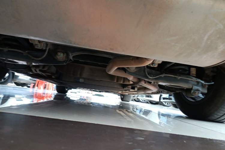 Used Denza D9 2024 DM-i 970 Luxury Model Chassis Rear
