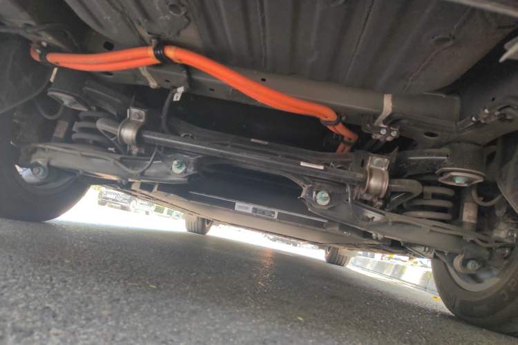 Used Denza D9 2024 EV 620 Premium Model Chassis Rear