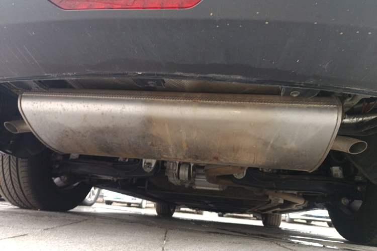 Used Denza D9 2024 DM-i 980 Four-Wheel Drive Prestige Model Chassis Rear