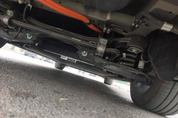 Used Denza D9 2024 EV 620 Premium Model Chassis Rear