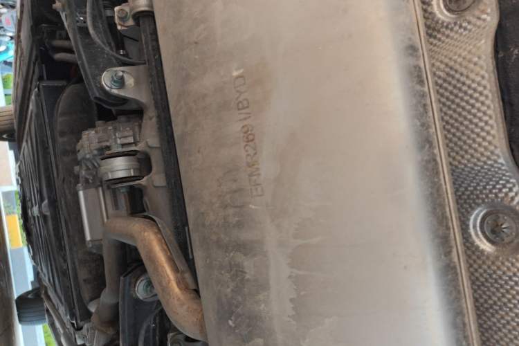 Used Denza D9 2024 DM-i 980 Four-Wheel Drive Prestige Model Chassis Rear