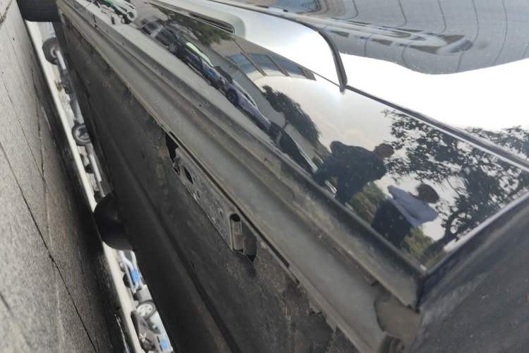 Used Denza D9 2024 DM-i 980 Four-Wheel Drive Prestige Model Chassis Rear Left