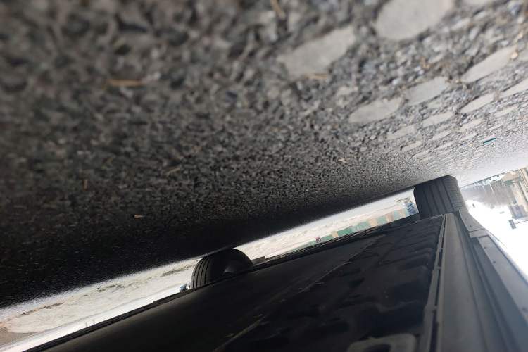 Used Denza D9 2024 EV 620 Premium Model Chassis Rear Left