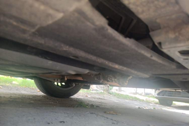 Used Denza D9 2024 DM-i 980 Four-Wheel Drive Flagship Model Chassis Rear Left
