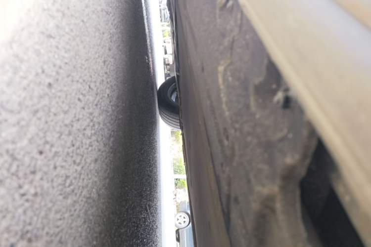 Used Denza D9 2024 DM-i 980 Four-Wheel Drive Prestige Model Chassis Rear Left
