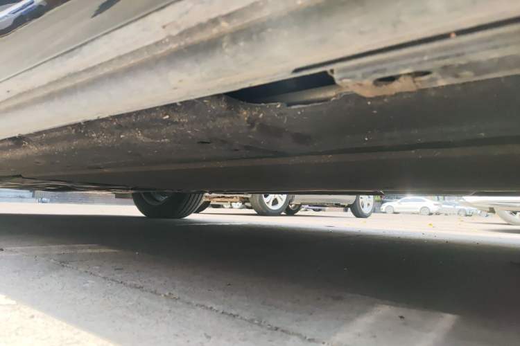Used Denza D9 2024 DM-i 980 Four-Wheel Drive Prestige Model Chassis Rear Left