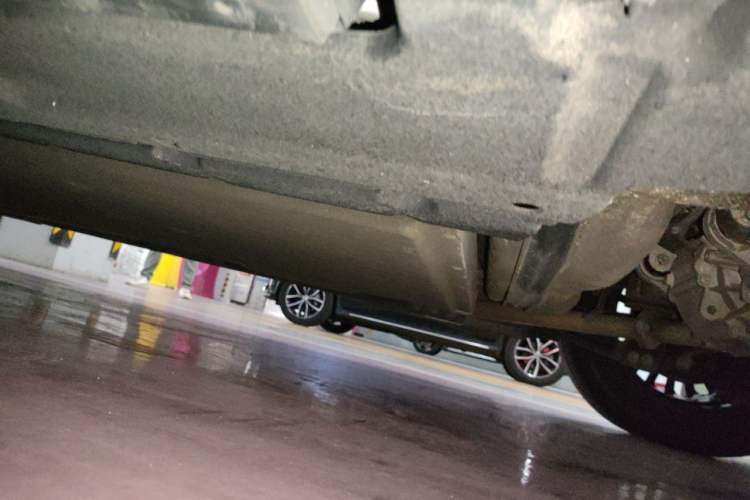 Used Denza D9 2024 DM-i 980 Four-Wheel Drive Prestige Model Chassis Rear Left