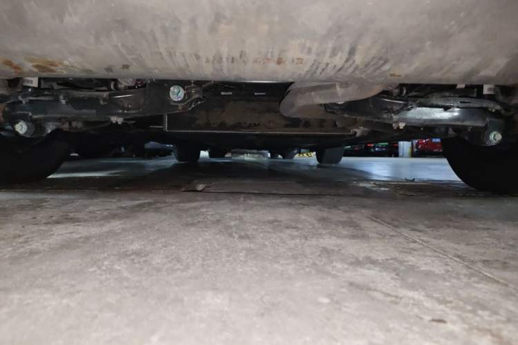 Used Denza D9 2024 DM-i 1050 Luxury Model Chassis Rear