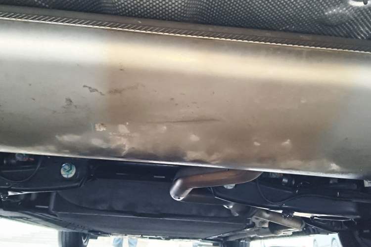 Used Denza D9 2024 DM-i 1050 Luxury Model Chassis Rear