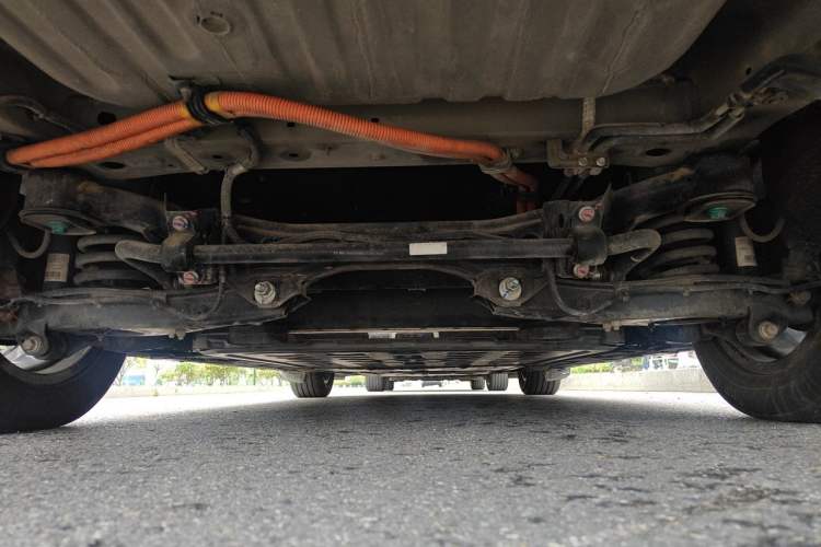 Used Denza D9 2024 EV 620 Premium Model Chassis Rear