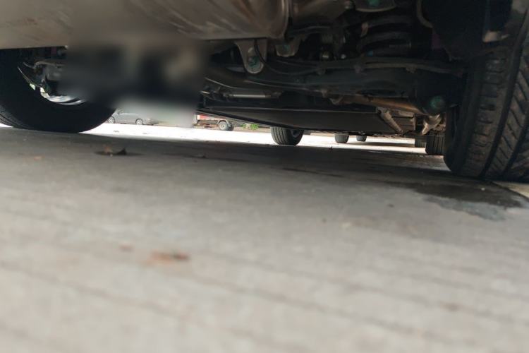 Used Denza D9 2024 DM-i 980 Four-Wheel Drive Prestige Model Chassis Rear Right