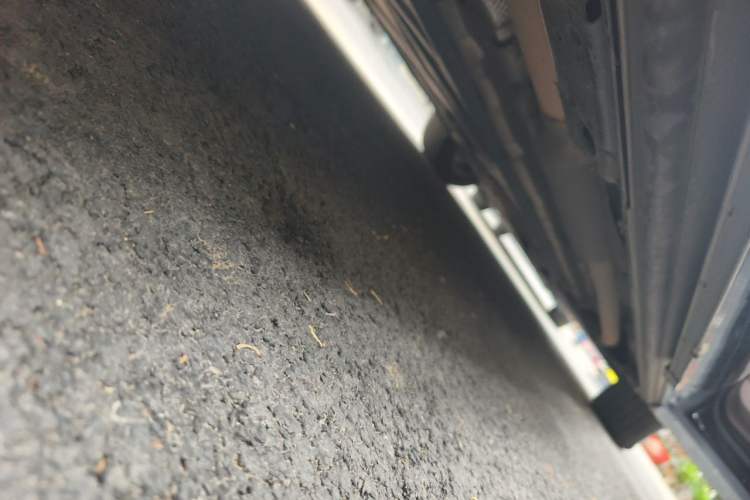 Used Denza D9 2024 DM-i 1050 Luxury Model Chassis Rear Right
