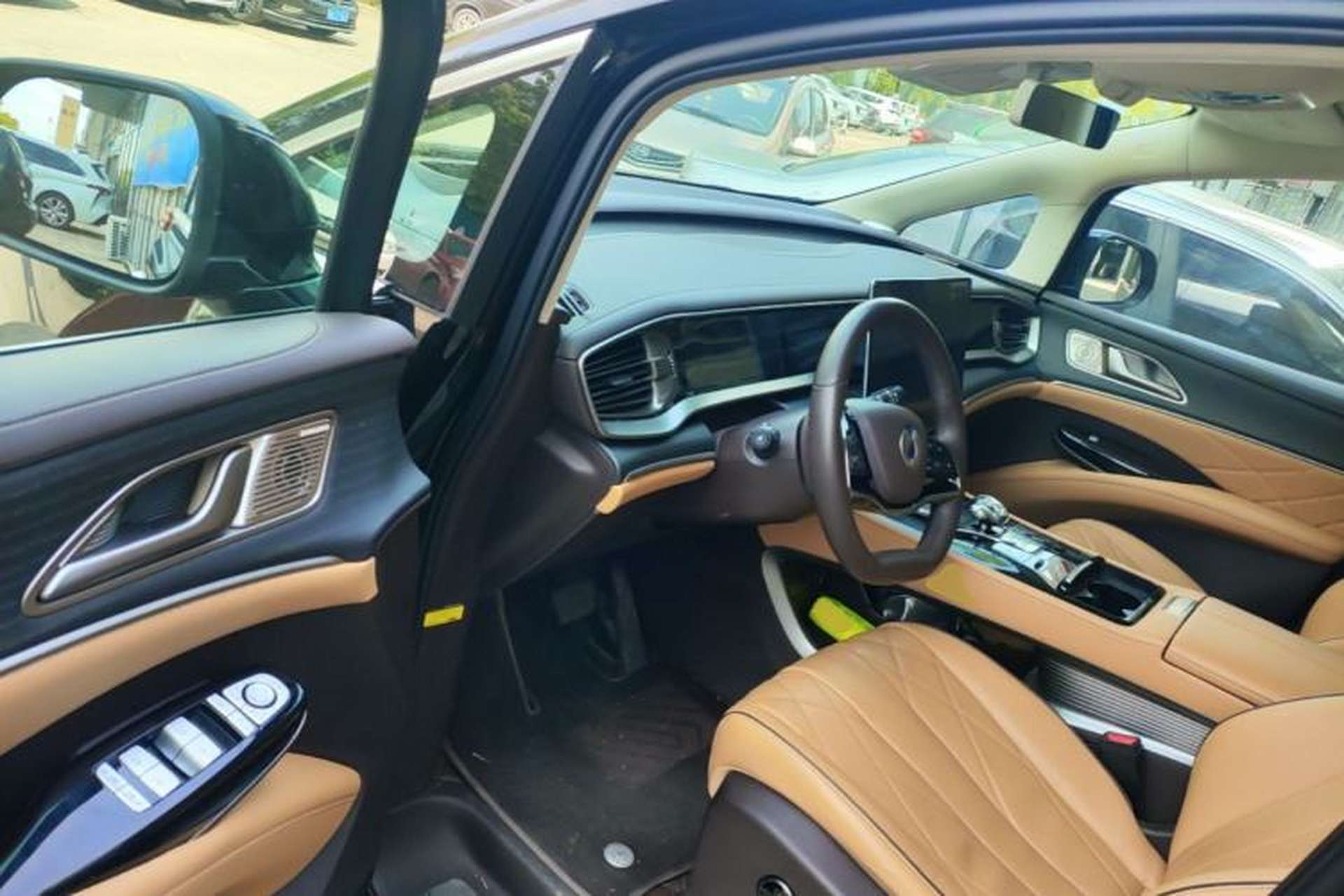 Used Denza D9 2024 DM-i 980 Four-Wheel Drive Flagship Model Driver Seat
