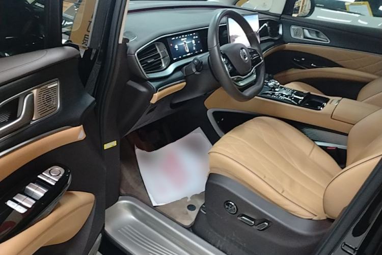 Used Denza D9 2024 DM-i 980 Four-Wheel Drive Prestige Model Driver Seat