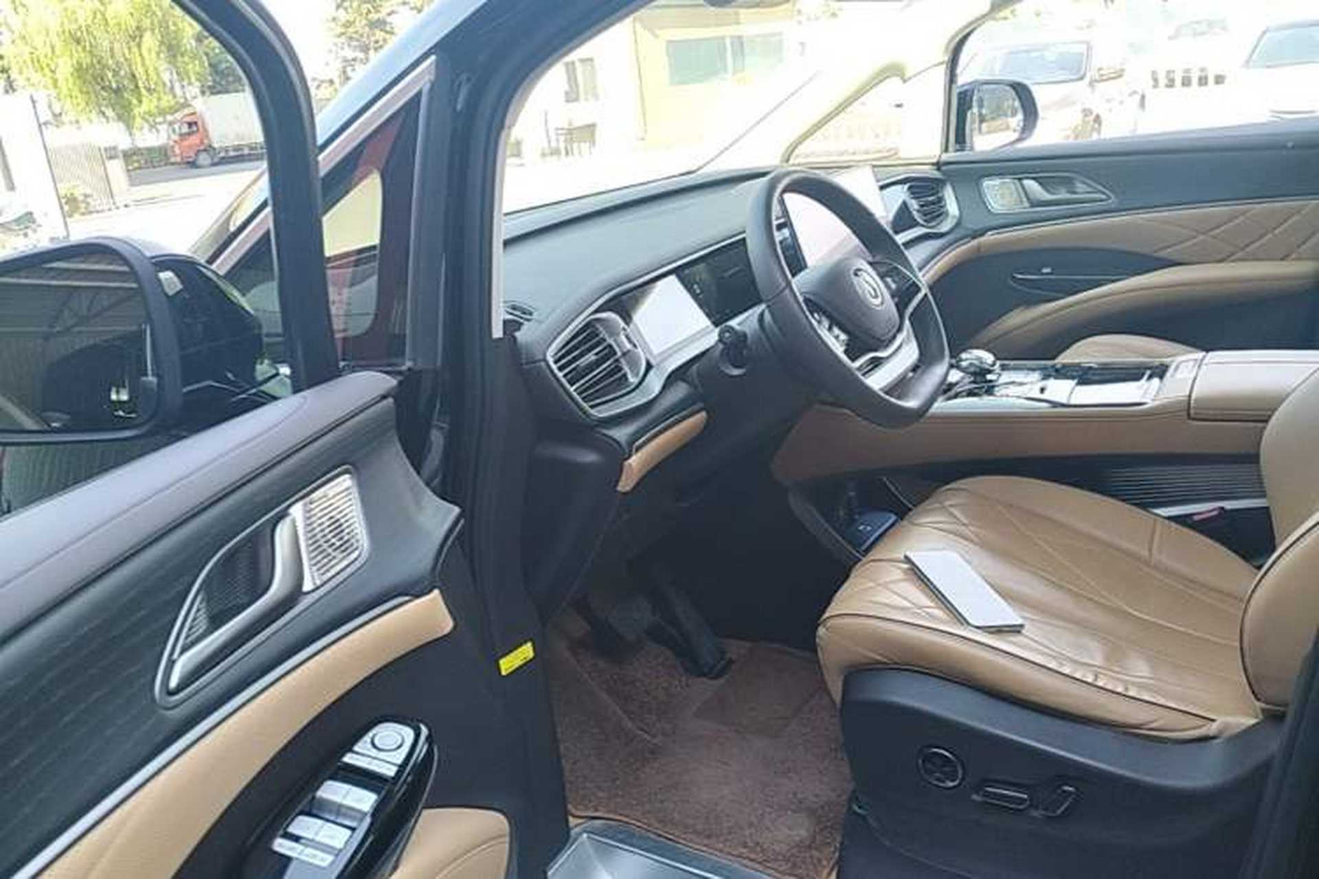Used Denza D9 2024 DM-i 980 Four-Wheel Drive Flagship Model Driver Seat