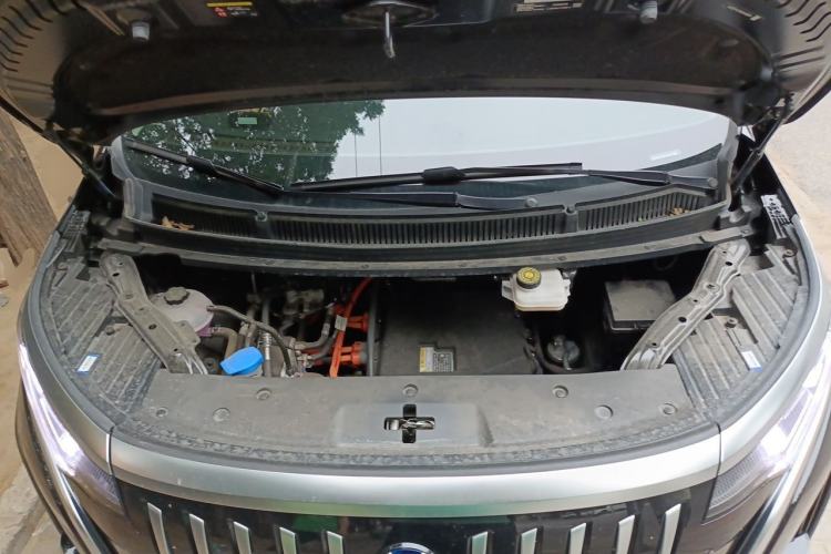 Used Denza D9 2024 EV 600 Four-Wheel Drive Prestige Model Engine Bay