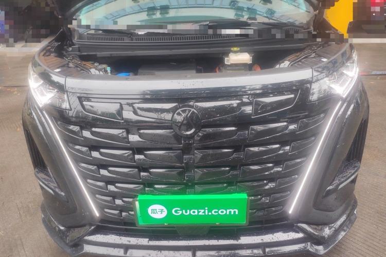 Used Denza D9 2024 DM-i 980 Four-Wheel Drive Prestige Model Engine Bay