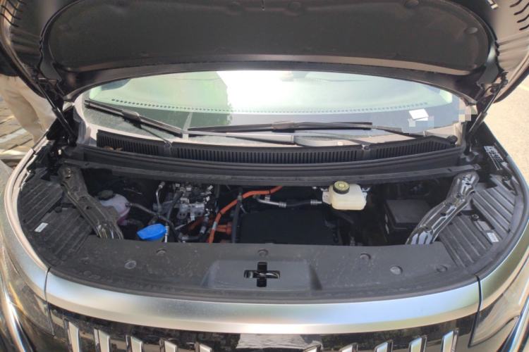 Used Denza D9 2024 EV 620 Premium Model Engine Bay