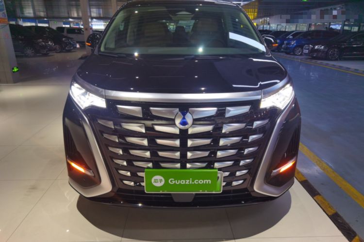 Used Denza D9 2024 DM-i 970 Luxury Model Exterior 1