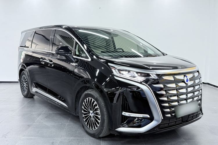 Used Denza D9 2024 DM-i 980 Four-Wheel Drive Prestige Model Exterior 1