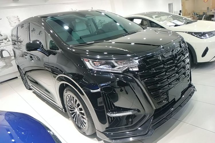 Used Denza D9 2024 DM-i 980 Four-Wheel Drive Prestige Model Exterior 1