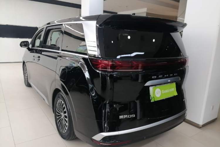 Used Denza D9 2024 DM-i 980 Four-Wheel Drive Prestige Model Exterior 2
