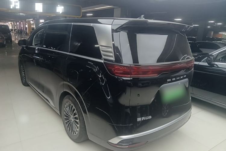 Used Denza D9 2024 DM-i 1050 Luxury Model Exterior 2