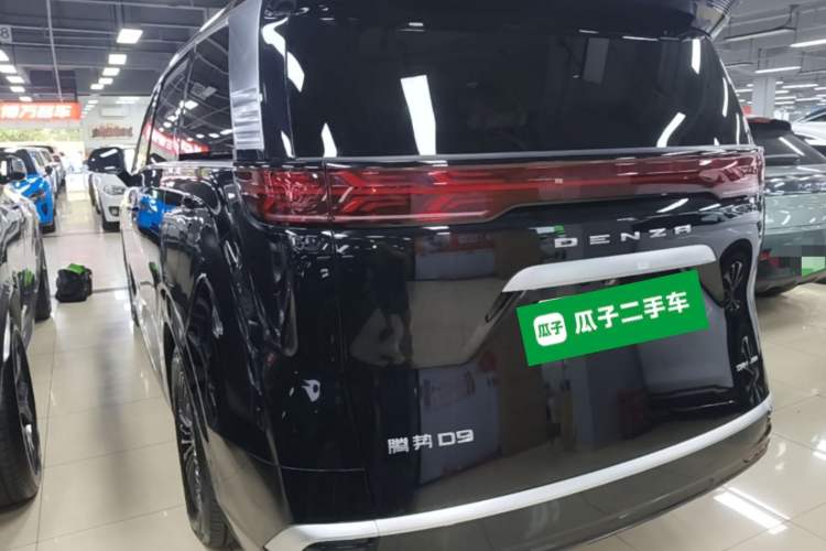 Used Denza D9 2024 DM-i 980 Four-Wheel Drive Flagship Model Exterior 2