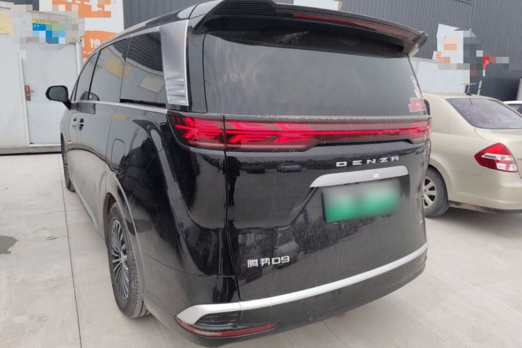 Used Denza D9 2024 DM-i 970 Luxury Model Exterior 2