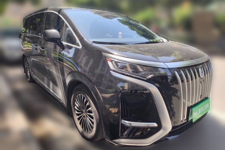 Used Denza D9 2024 EV 620 Premium Model Exterior 2